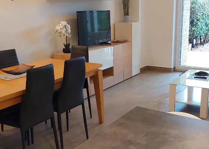 Vikendica Malas Rosini